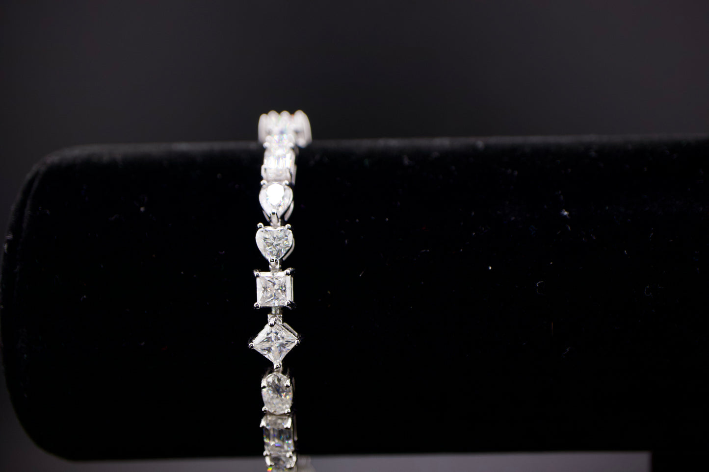 Luxury Moissanite Tennis Bracelet – VS1 Clarity, Multiple Cuts