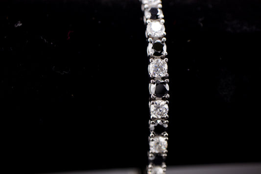 7.5mm Black & White Moissanite Tennis Bracelet in Sterling Silver